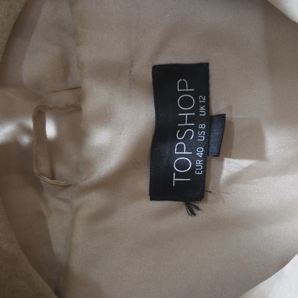 Topshop faux Fur  Cream/ BlackVest - so comfortable and amazing condition!Size 8 - Picture 2 of 8